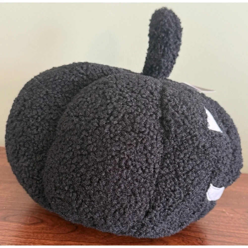 Plush Jack-o'-Lantern Decorative Pillow. Black and White, 12